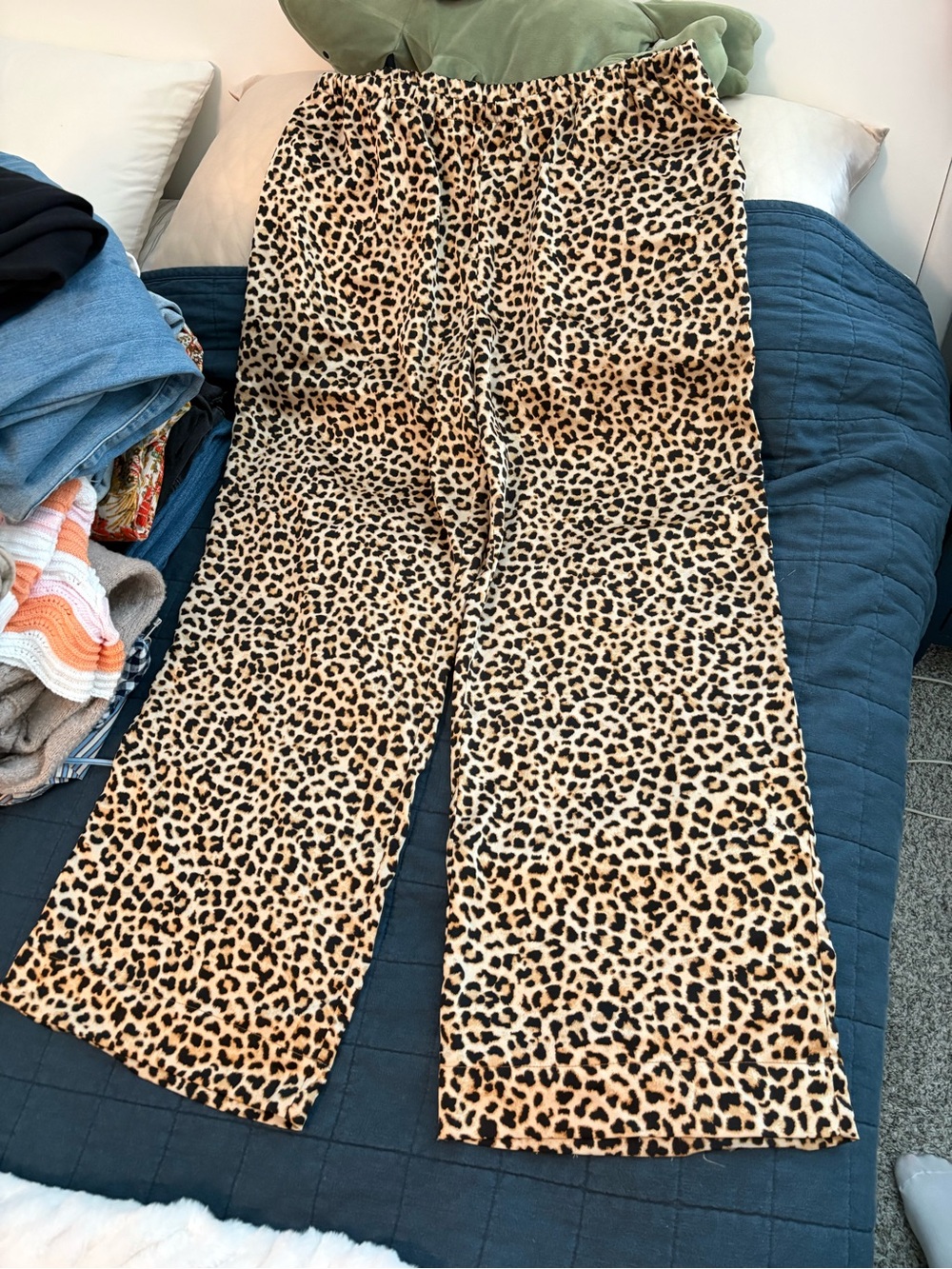Leopard Print Wide-Leg Bottoms - Tan/Black